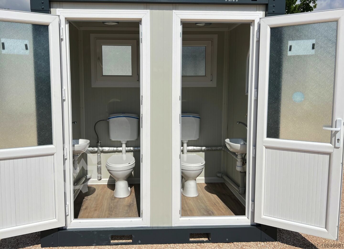 Nuevo sanitario 2 WC con lavabos - Imagen 9