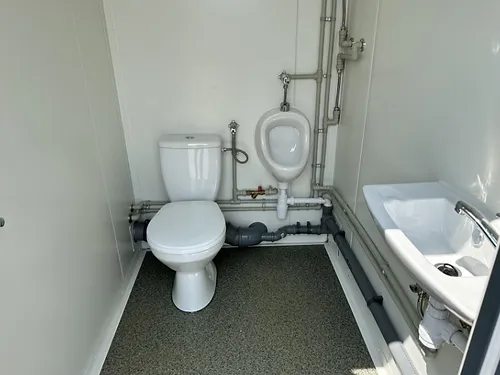 Contenedor Sanitario con 3 Cabinas - Imagen 7